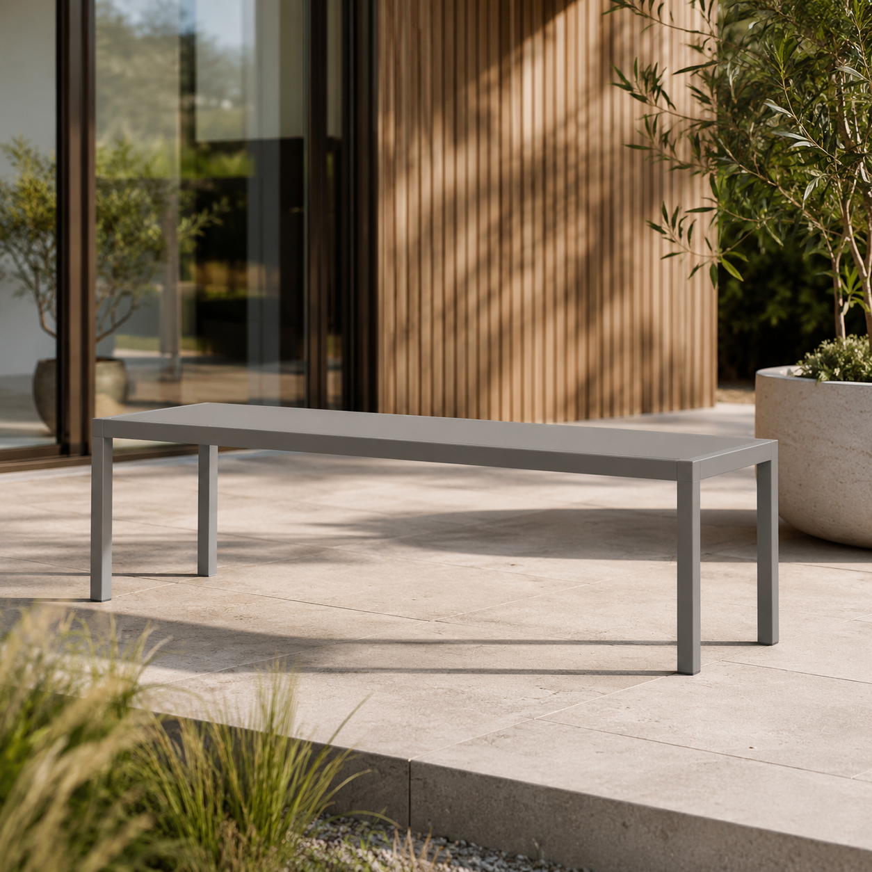 LINEA Sitzbank – minimalistische Outdoor-Bank aus Edelstahl – Bild 5